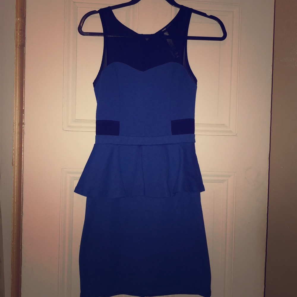 Kensie XS Peplum dress (black & blue) worn once!